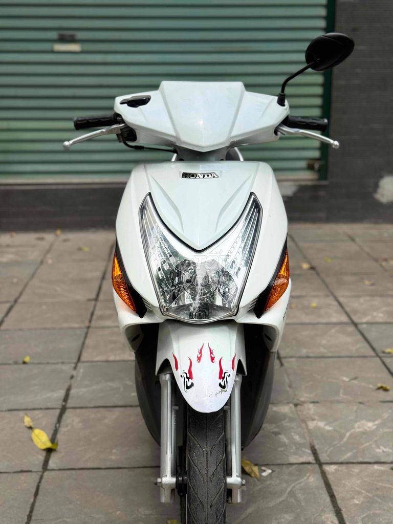 Honda Click Trắng Xăng xe đẹp như mới - 134303473 - ảnh 3