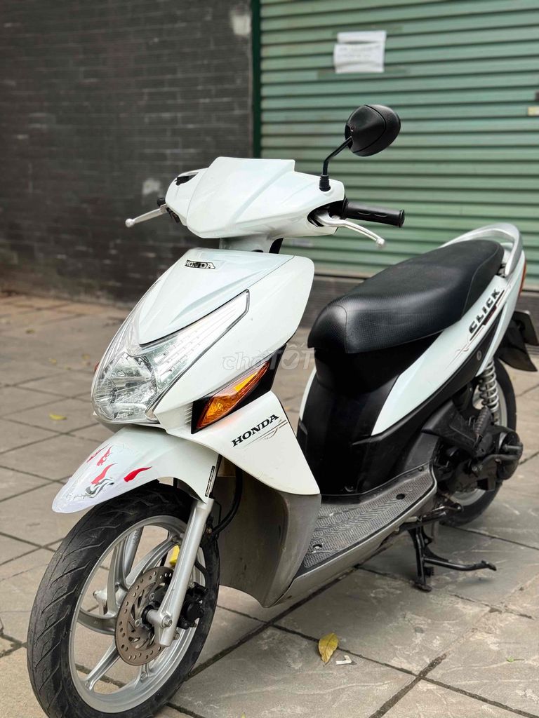Honda Click Trắng Xăng xe đẹp như mới - 134303473 - ảnh 4